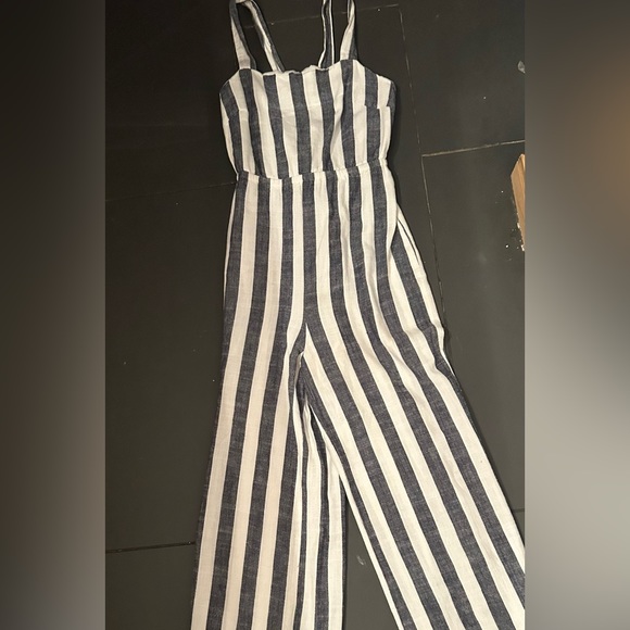 💫Forever 21 Laid  Backless Jumpsuit - Picture 10 of 10